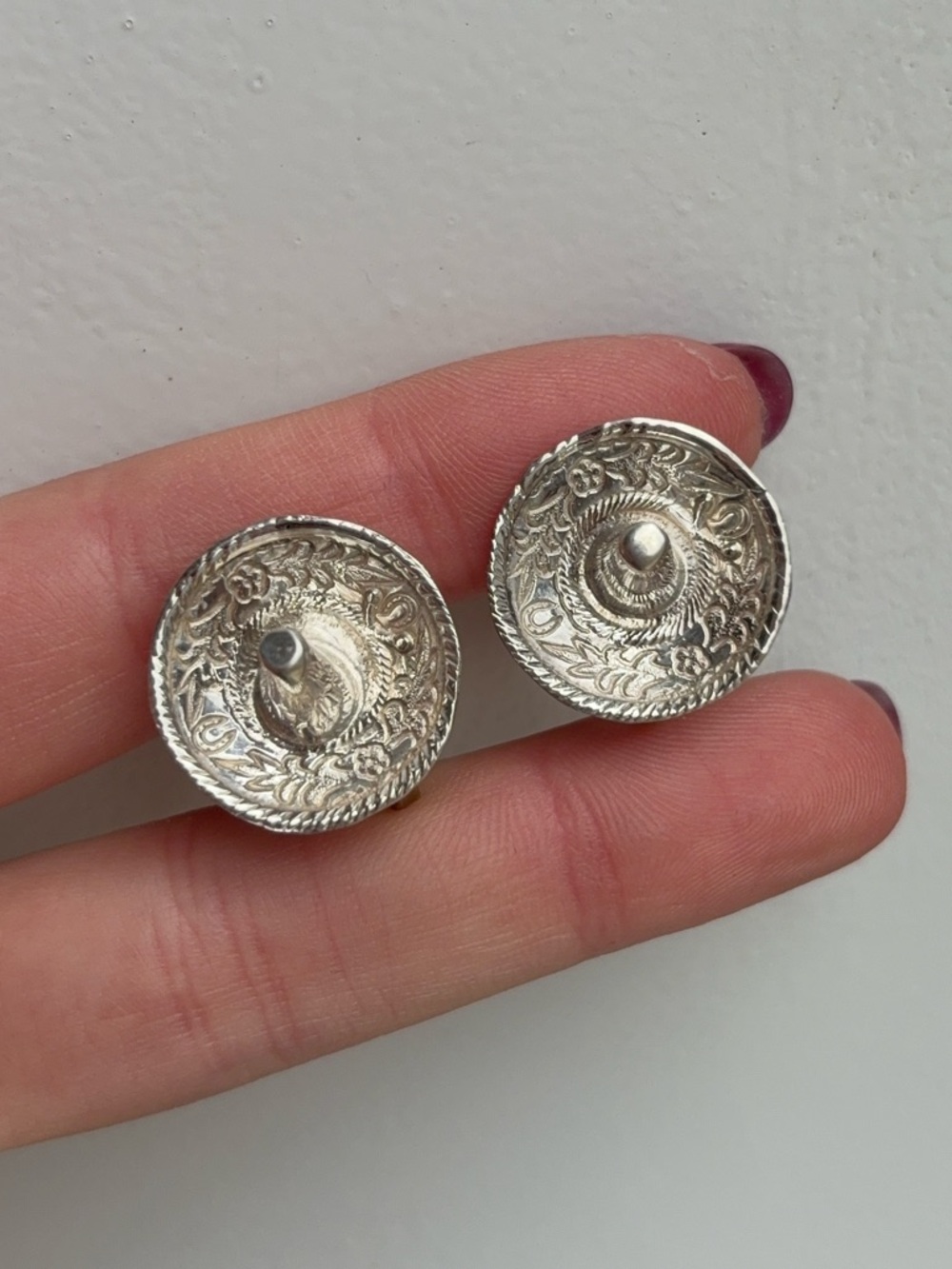 Vintage Taxco Sterling Silver Sombrero Hat Screw Earrings
